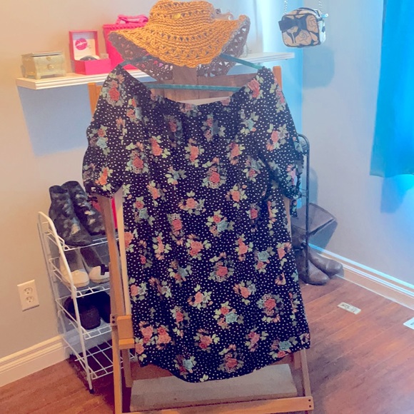 Sexy off shoulders dress - Picture 1 of 3